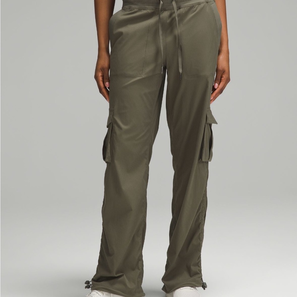 Lululemon Cargo Pants, Army Green - M